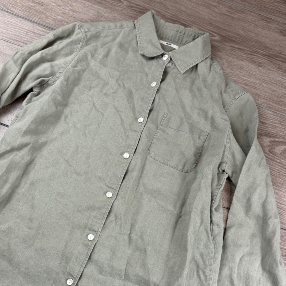 Uniqlo Womens Button Down Shirt Premium Linen Long Sleeve Sage Green Size S